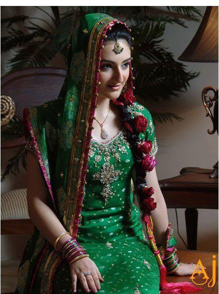 Latest Bridal Mehndi Dresses Collection 2015-2016