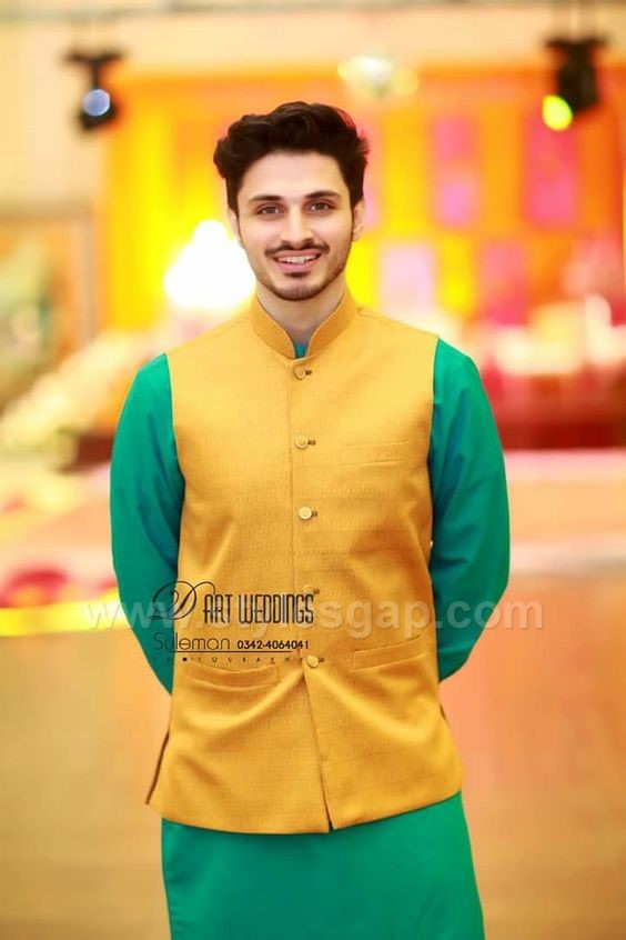 Latest Men Mehndi Dresses Kurta Shalwar Kameez Designs 2017 18 8