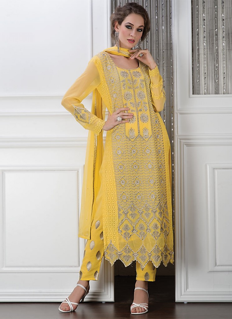 Latest Straight Pant Suits Collection for Women 20152016 (31