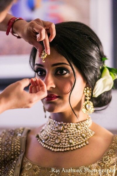 Latest Indian Bridal Wedding Hairstyles Trends 2018-2019 