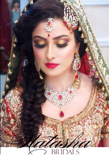 Latest Pakistani Bridal Hairstyles Wedding Trends (28) - StylesGap.com