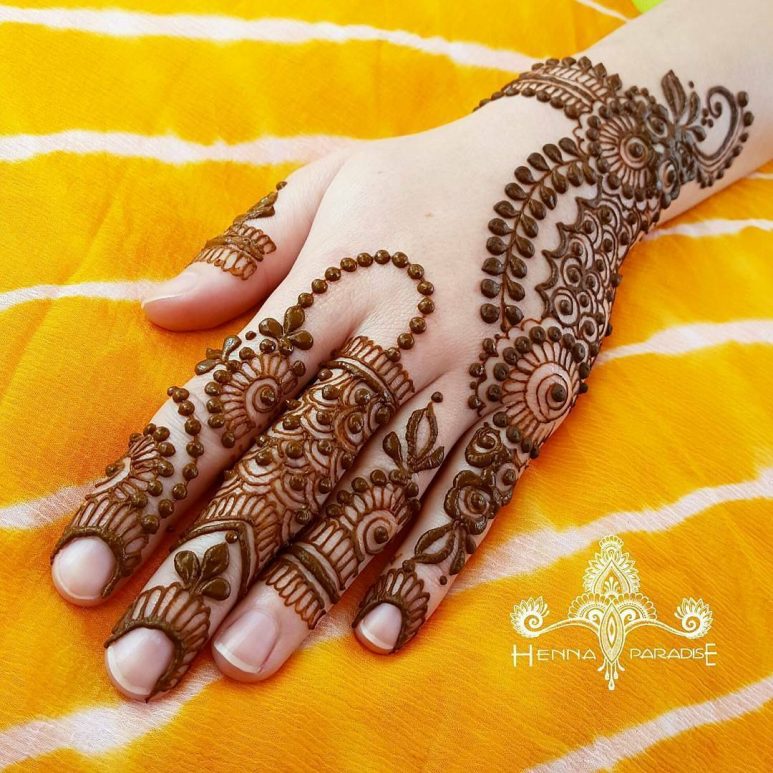Latest & Best Eid Mehndi Designs 2017-2018 Special Collection