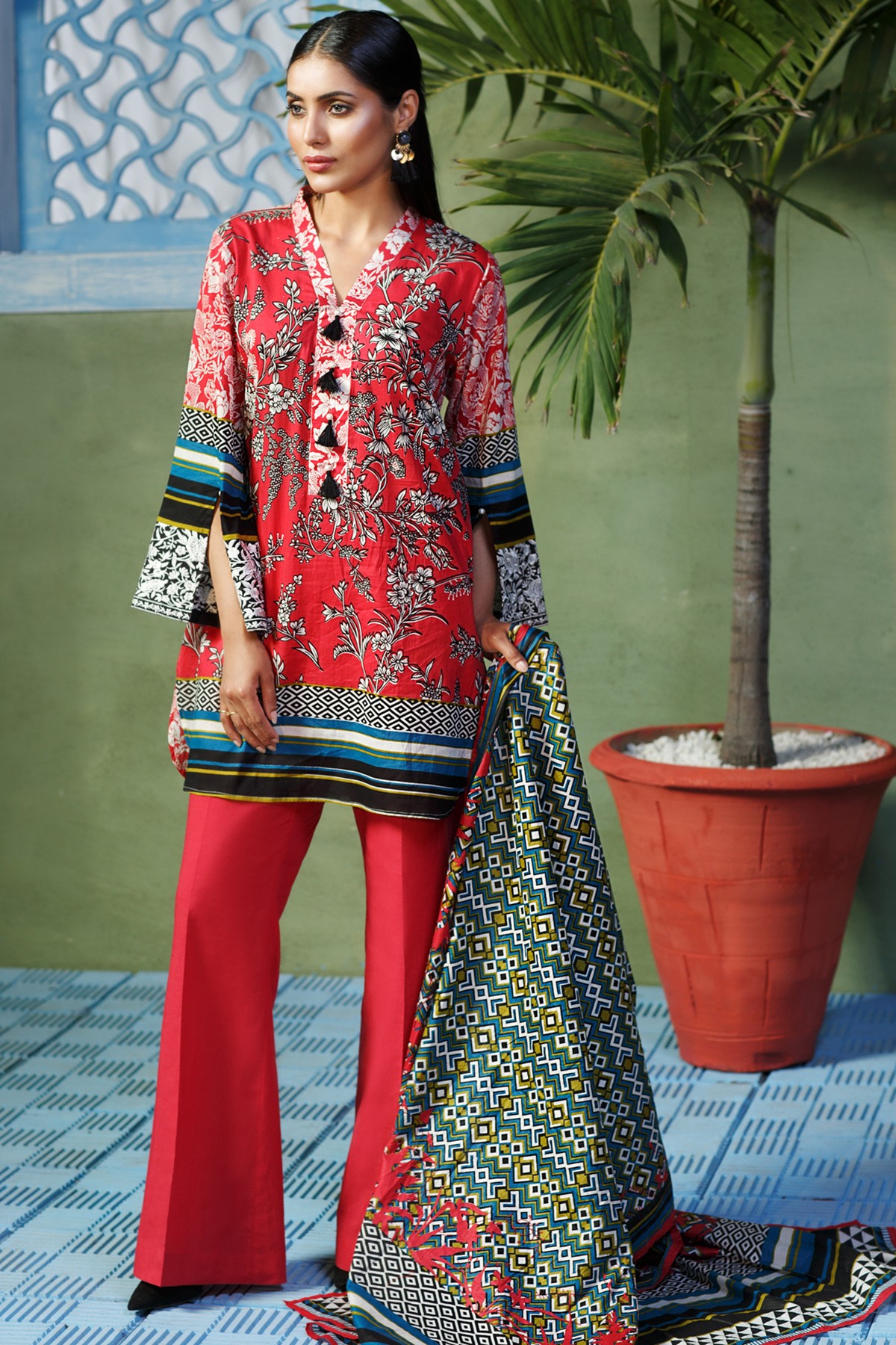 Khaadi Lawn Chiffon Eid Dresses Designs Collection 2017-2018