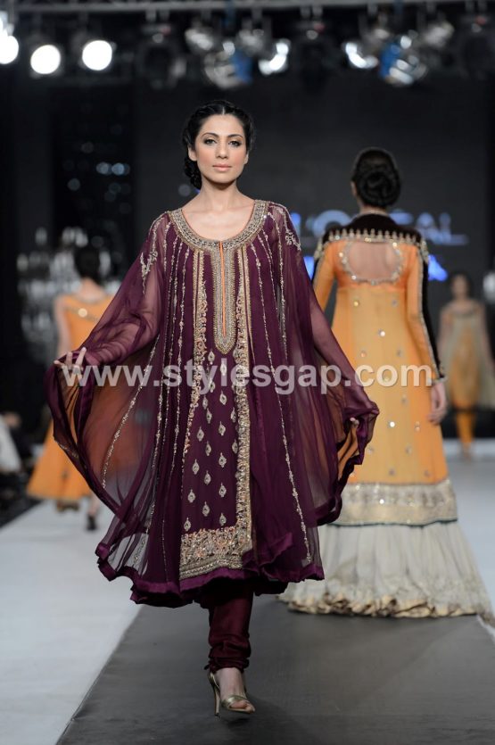 Latest Pakistani Cape Style Dresses 20212022 Top Designer