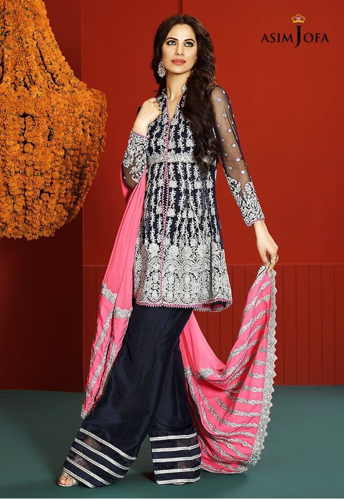 Latest Pakistani Dresses With Bell Bottom Trousers 2023