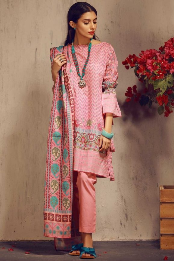 lawn gown style