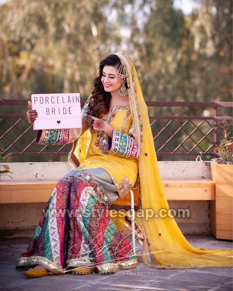 bridal dresses for mehndi