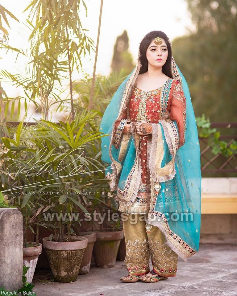 Latest Bridal Mehndi Dresses Designs 2020 2021 Collection