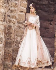 Latest Wedding Formal Maxis Long Tail Dresses Designs