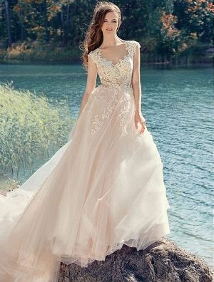 Latest Bridal Luxury Dress Fabrics Trends 2018-19