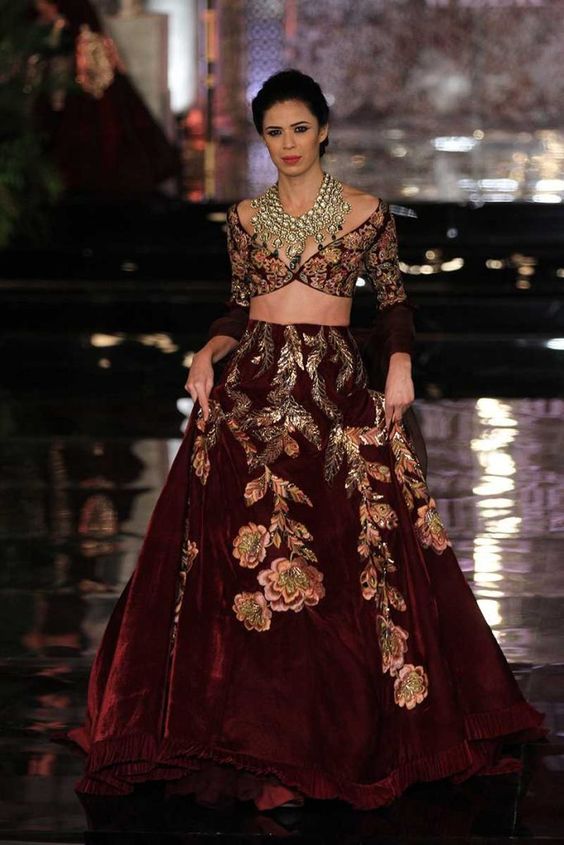 Wedding in winters? Here are some tips for your wedding outfits that will  suit your winters wedding | Winter wedding outfits, Lehenga designs, Fashion