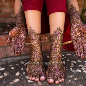 Hands & Feet Glitter Mehndi Designs (16)