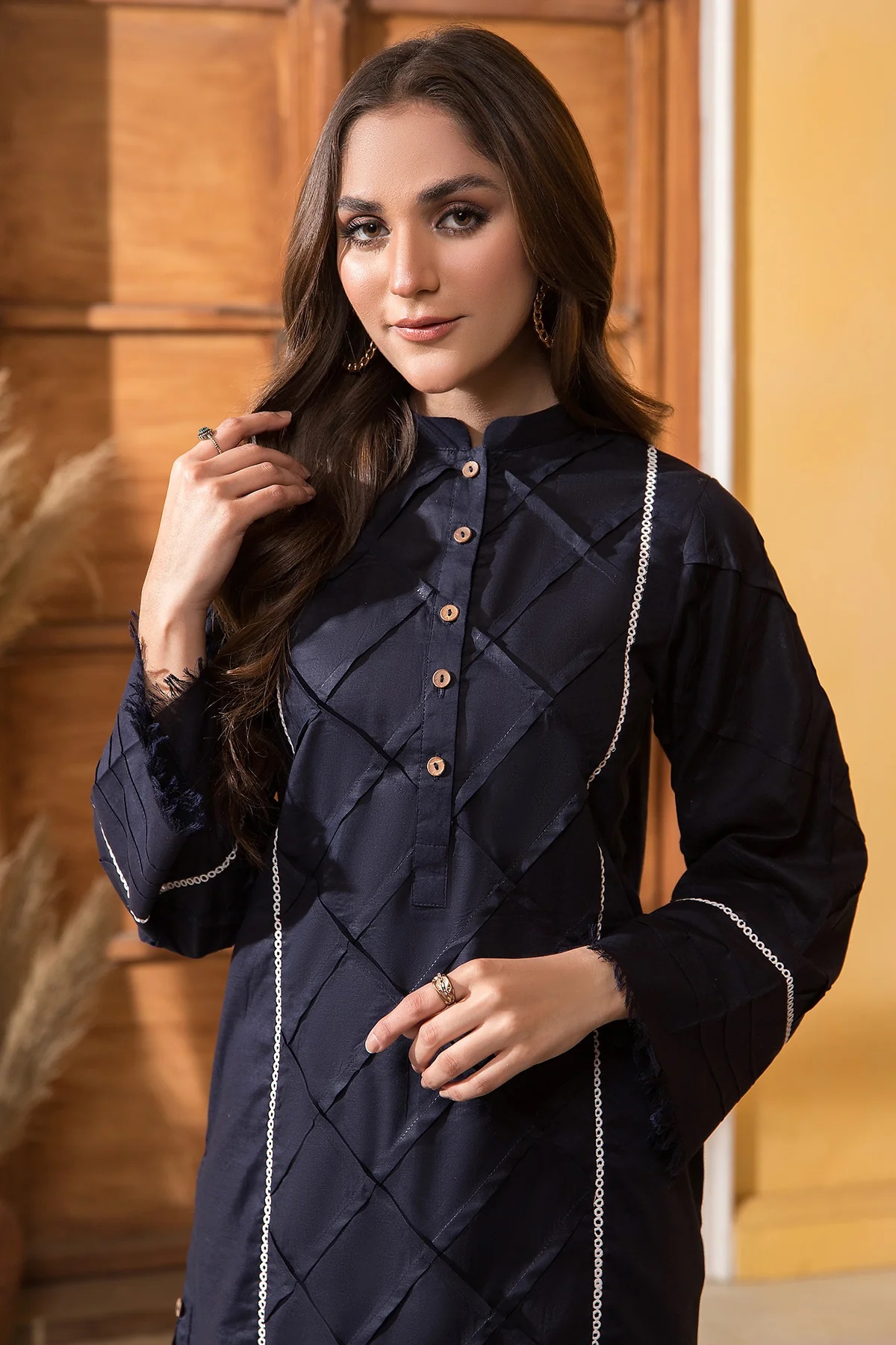 Top 15 Latest Black Kurta Designs for Women (2023) - Tips and Beauty | Kurta  designs, Checks kurti designs, Long kurti designs