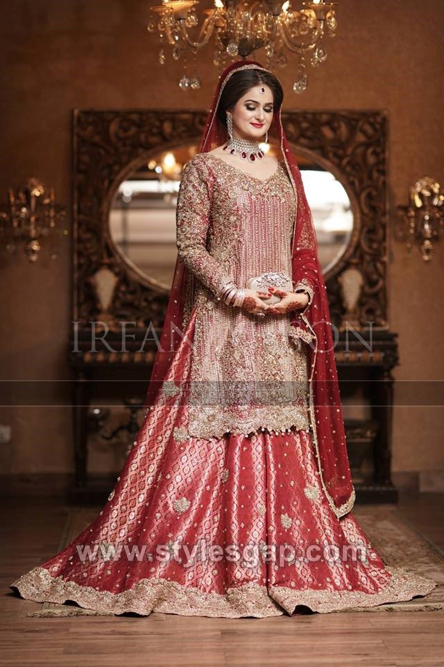 red lehenga pakistani bridal