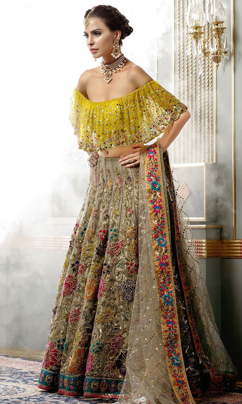 Nomi Ansari Latest Heavy Embroidered Bridal Dresses 