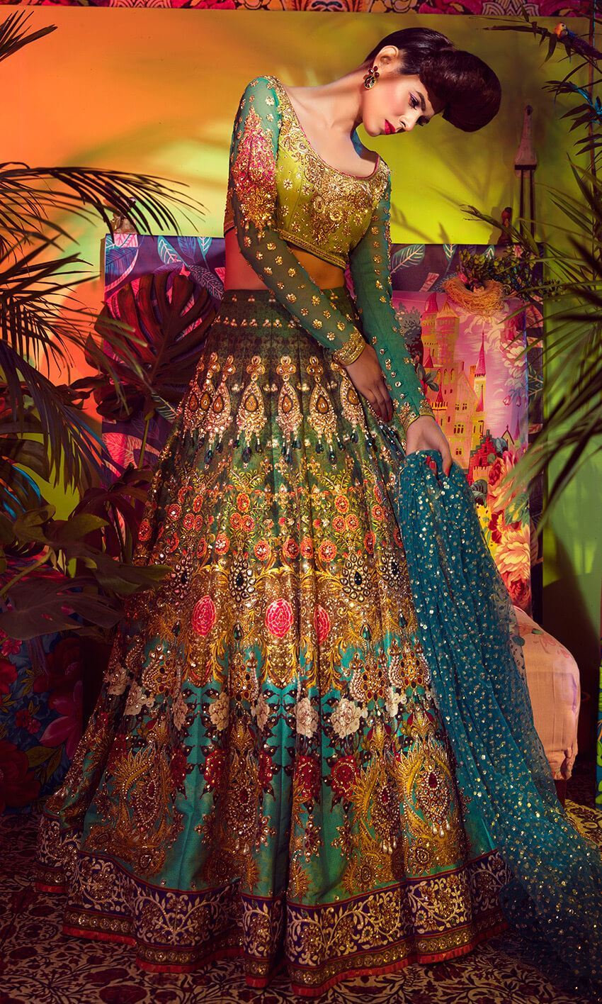 nomi ansari lehenga