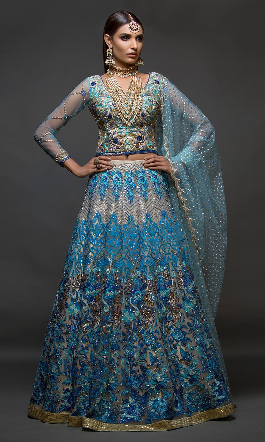 Nomi Ansari Latest Heavy Embroidered Bridal Dresses 