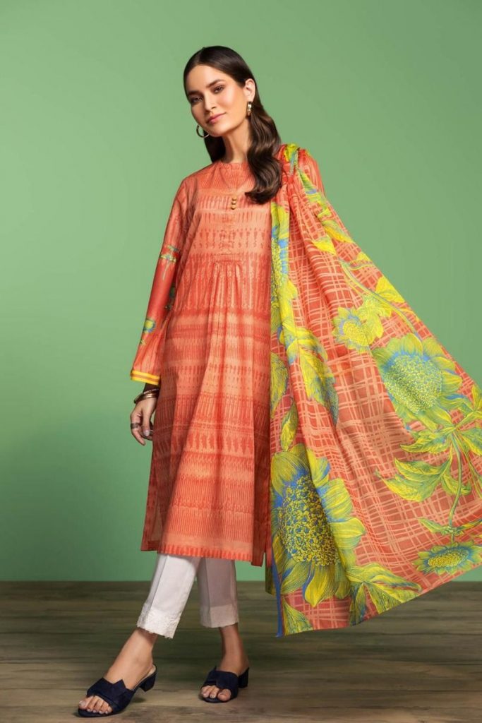 shirt and dupatta