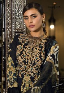 Designer Lawn Dresses