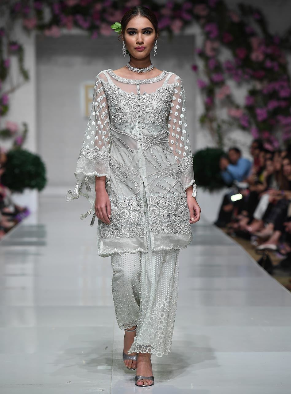 Party Wear - Latest White Dresses Trends Shalwar Kameez 