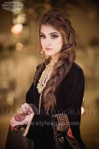 black shawl designs