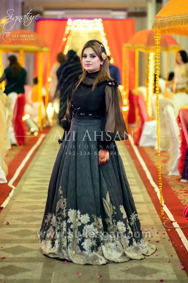 Black Colour Fox Georgette Base Designer Gown With Heavy Dupatta – Kaleendi