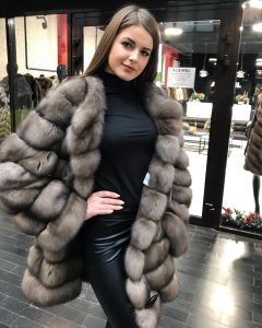 Mink Fur Coats vs Sable Coats: Which should I buy?