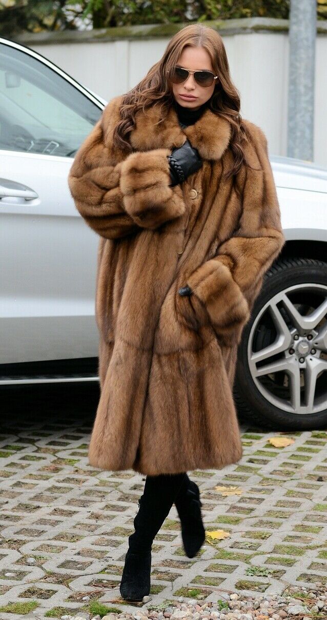 Mink Fur Coats vs Sable Coats: Which should I buy?