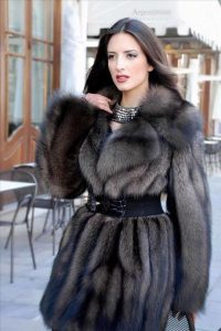 Mink Fur Coats vs Sable Coats: Which should I buy?