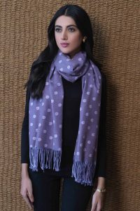 Winter Outfits & Sweaters for Men Women