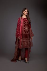Bareeze Luxury Winter Embroidered Dresses Shawls Designs