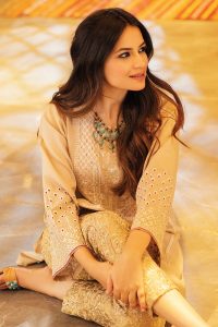 Khaadi Stylish Summer Kurtas & Dresses