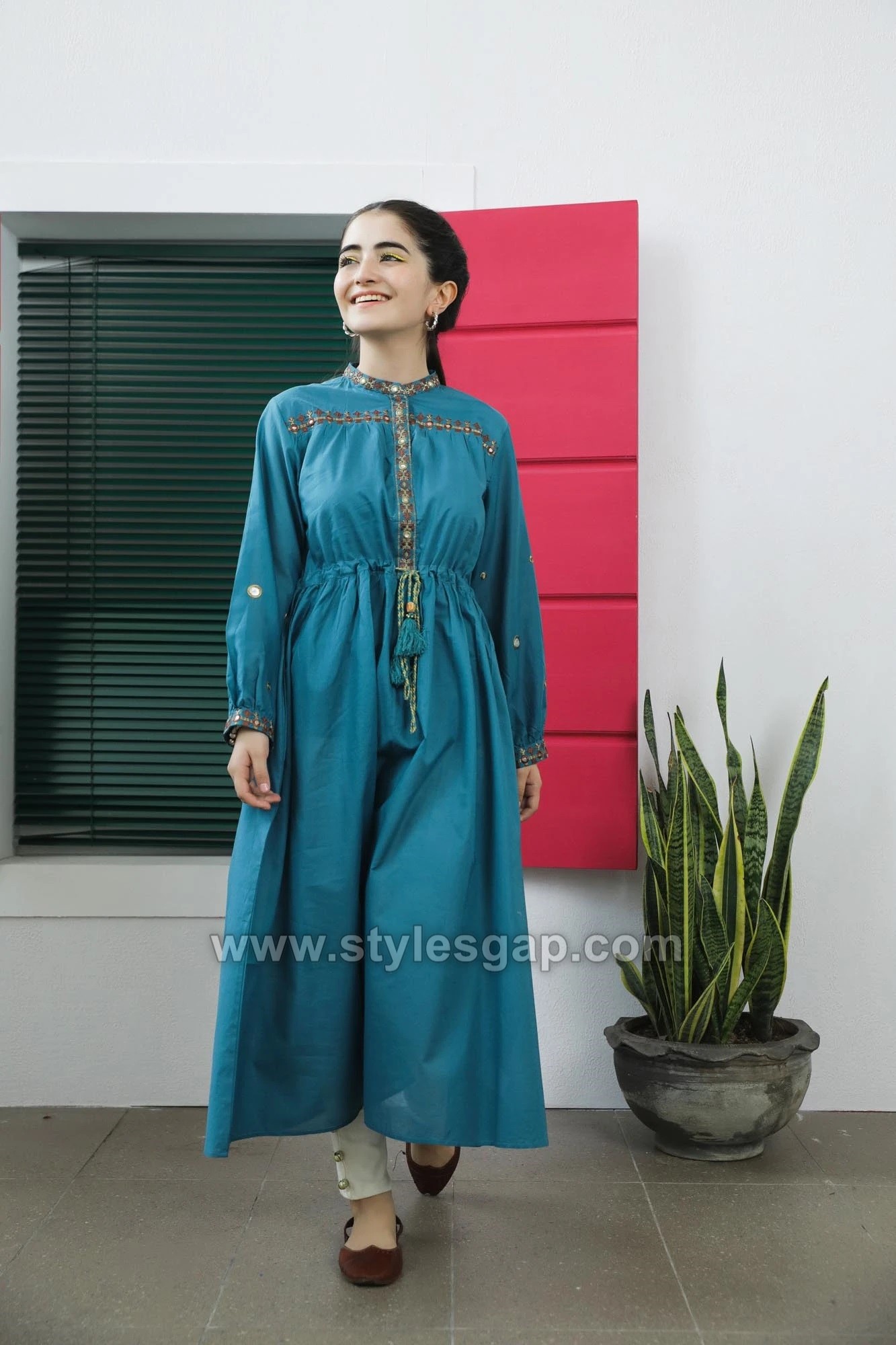 Designer Party Wear Readymade 14kg Heavy Rayon Long Kurti - Stylecaret.com