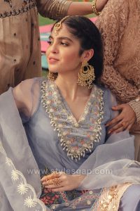 Indian & Pakistani Neckline Gala Designs