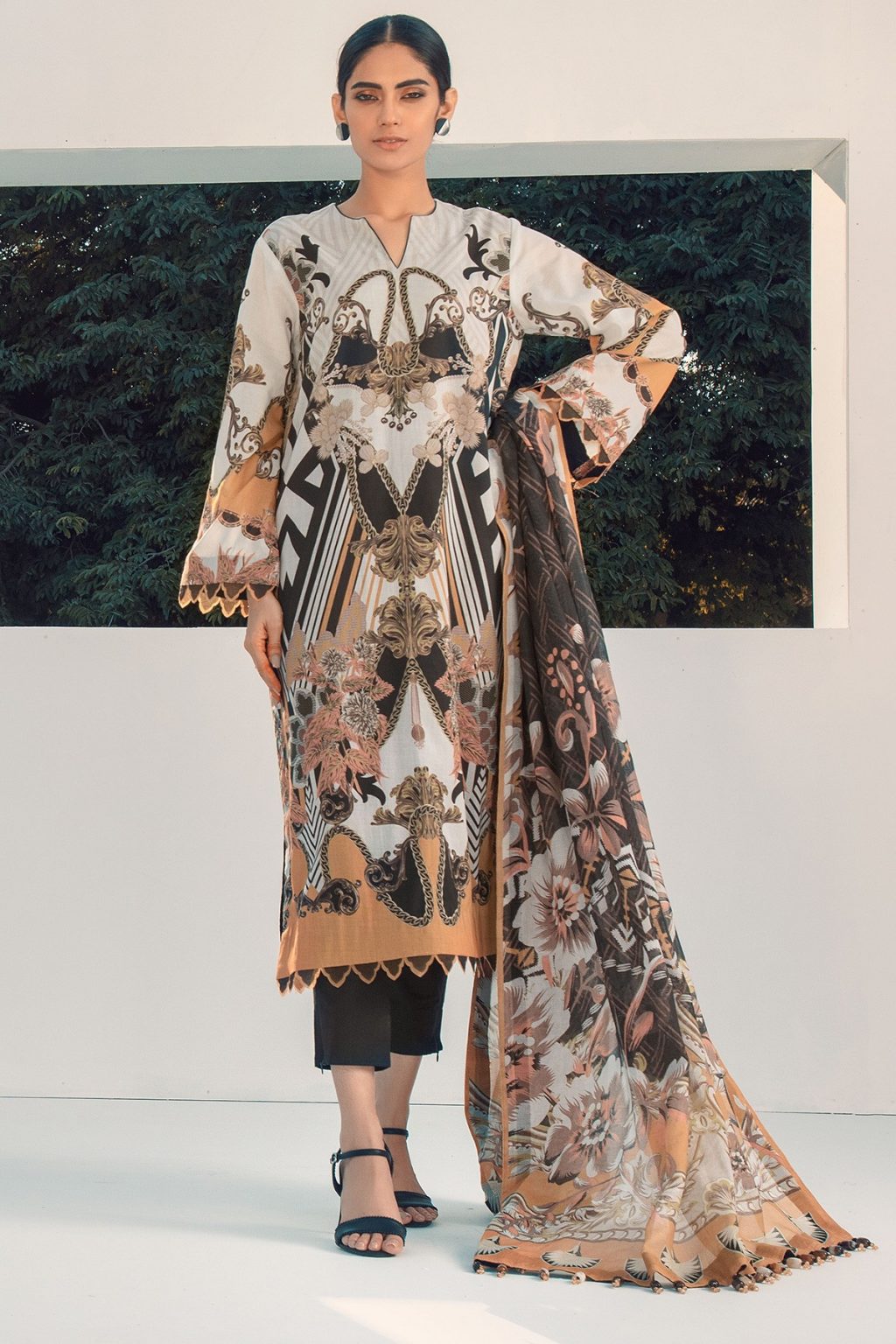 Alkaram Summer Lawn Designs Latest Suits 2021 Summer Collection (15