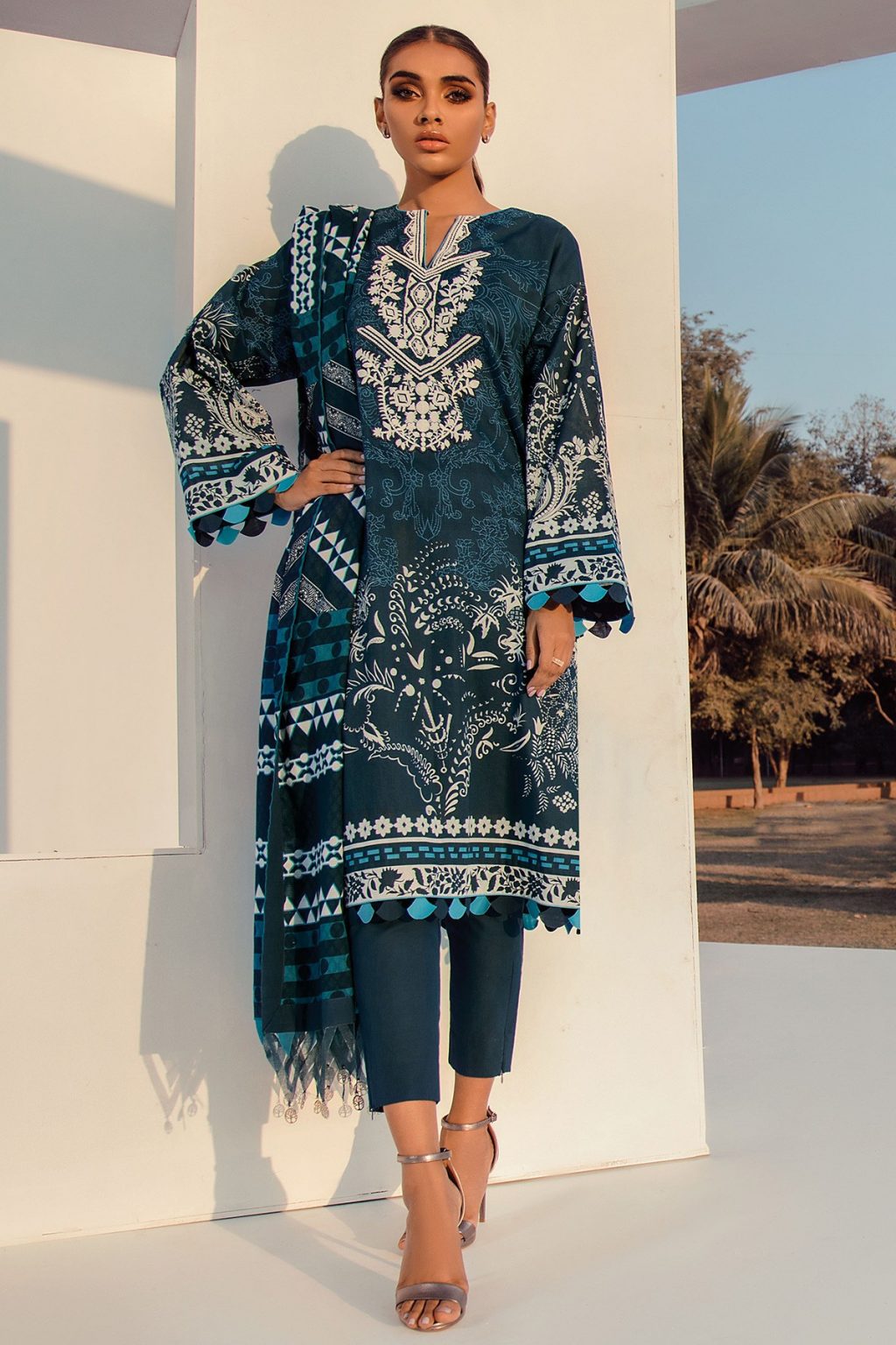 Alkaram Summer Lawn Designs Latest Suits Collection 20232024