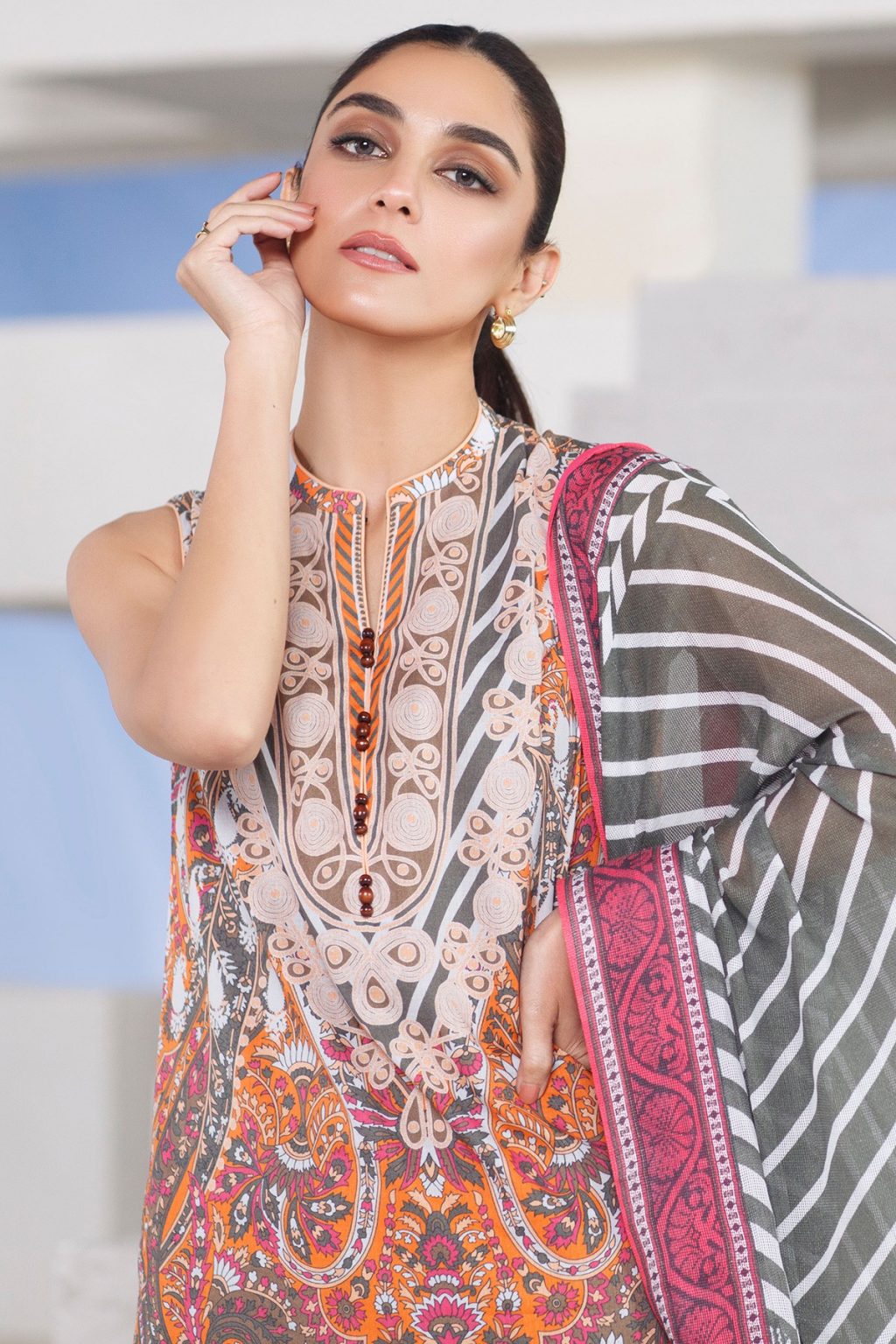 Alkaram Summer Lawn Designs Latest Suits Collection 20232024