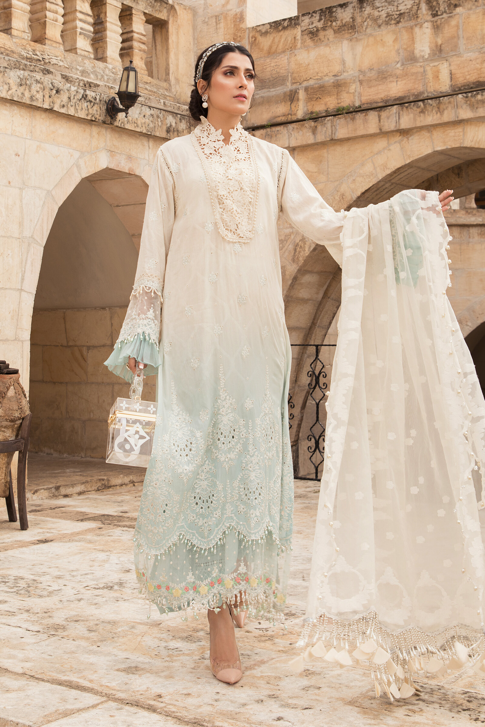 White summer dresses pakistani sale