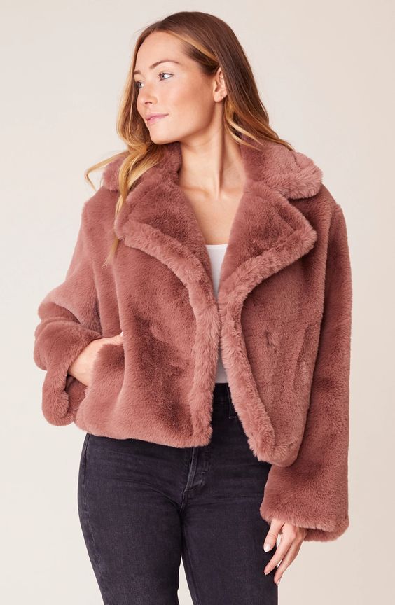 What Type of Fur is Good for Jackets (6) - StylesGap.com