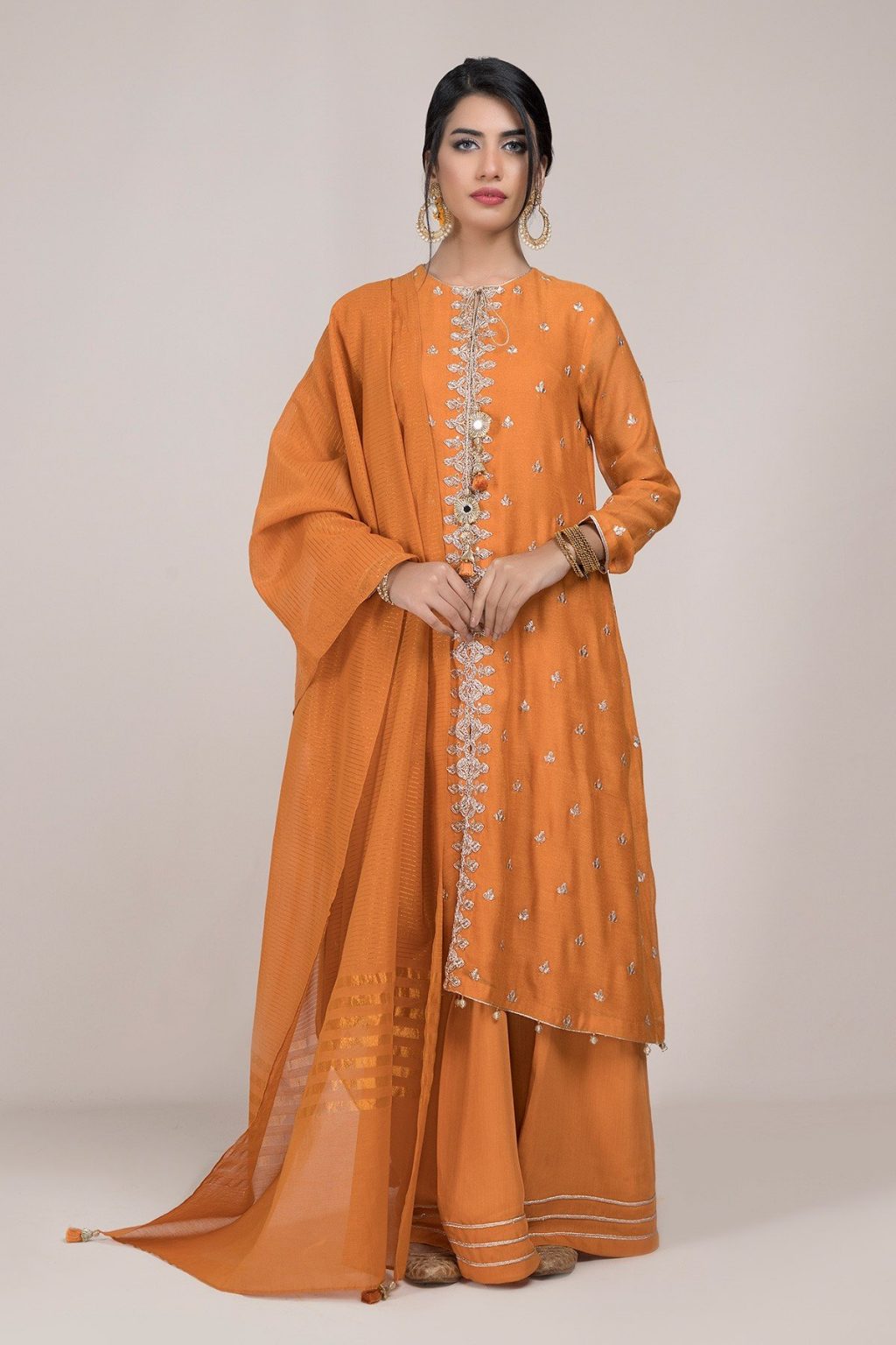 Latest Pakistani Lawn Collections (9) - StylesGap.com