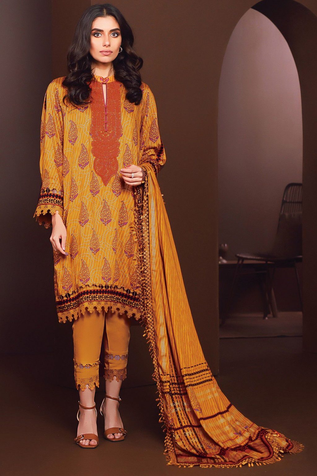 Alkaram Fall Winter Embroidered Dresses Collection 20222023
