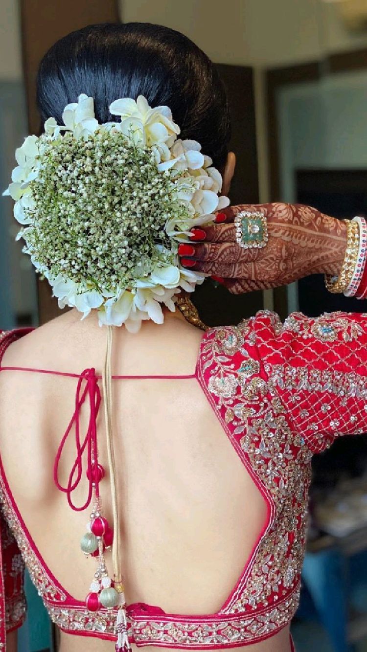 Beautiful bridal Hair Styles//Indian Wedding Hair Styles - YouTube