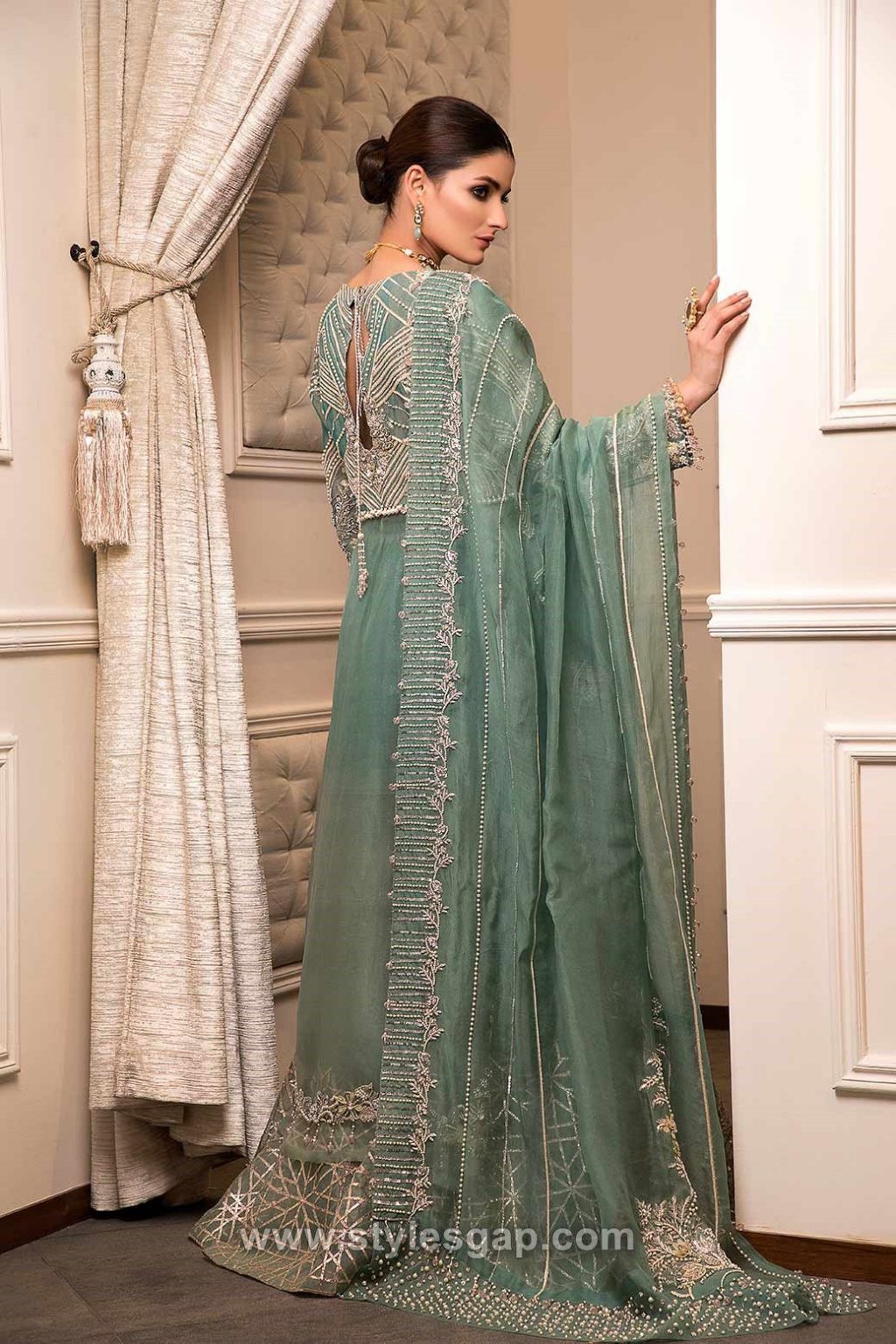 Best & Popular Top Pakistani Bridal Dress Brands & Designs 2024