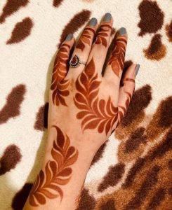 Minimal Leaf Patterns & Swirls