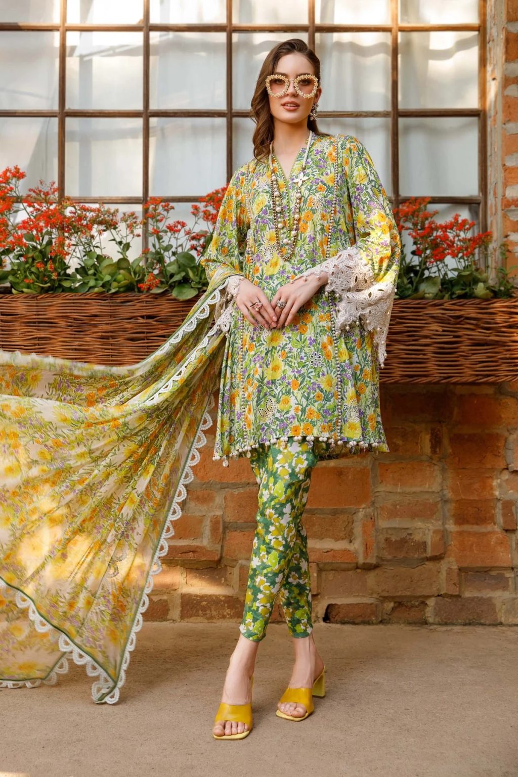 M Prints Maria B Printed Embroidered Lawn Collection 20232024 (38