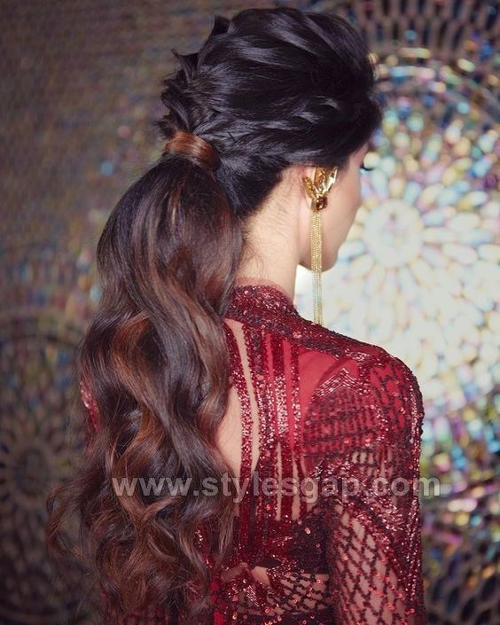 Top 20 Girls Hairstyles For Eid 2024-2025 In Pakistan | Pakistani wedding  hairstyles, Low ponytail hairstyles, Hair styles