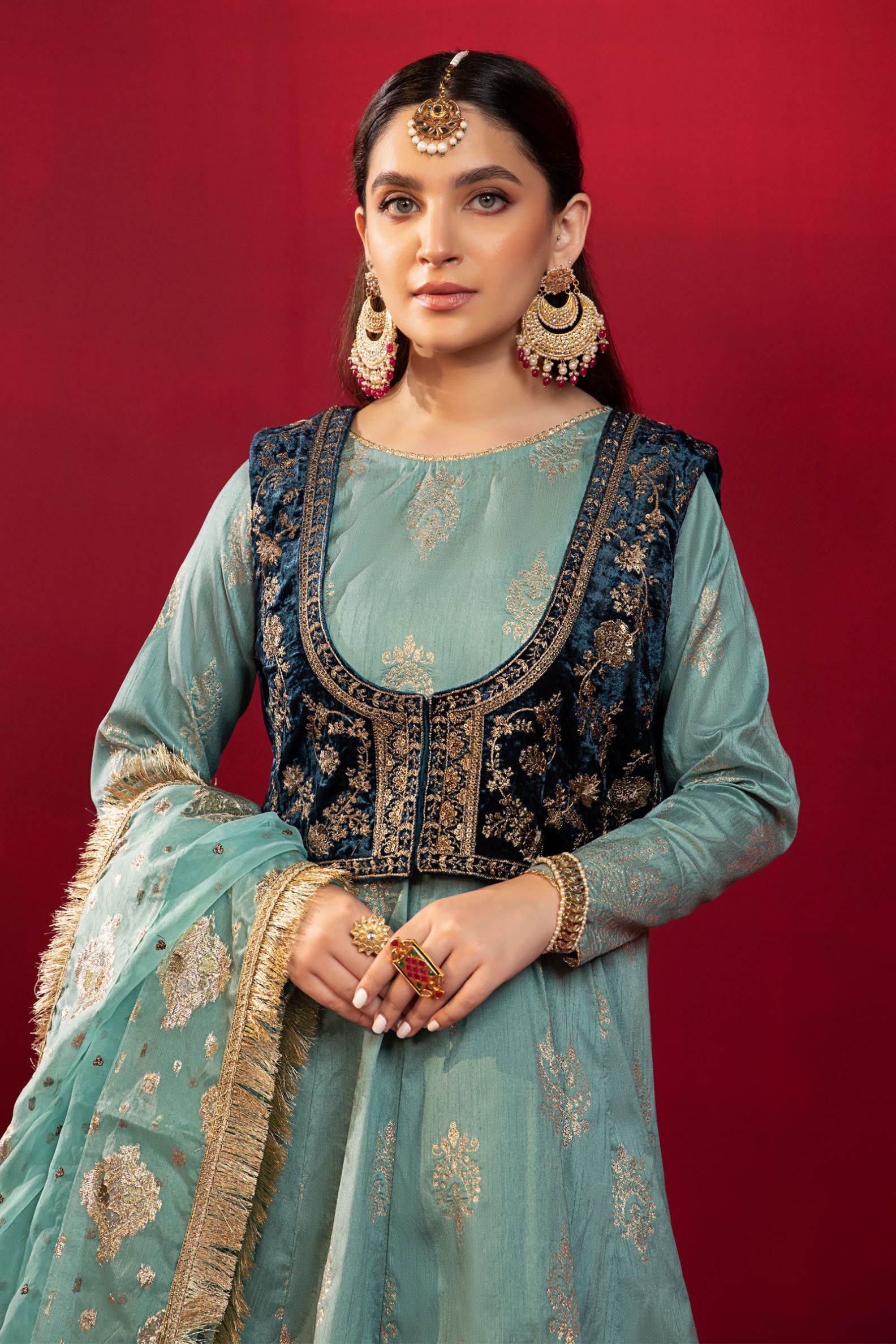 Discovering Pakistani Formal Dresses: Timeless Beauty and Tradition