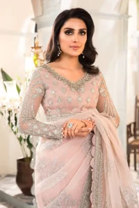 lavender color color saree with fancy lace